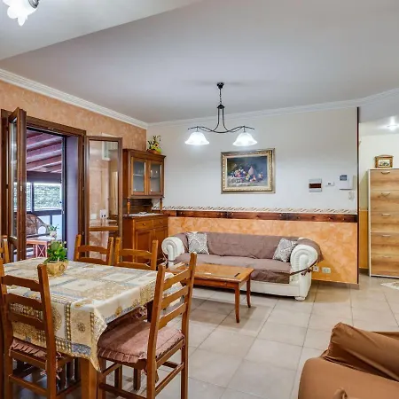 Timeless In With Terrace Apartamento *